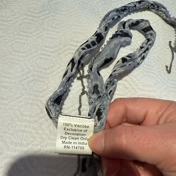 Chan Luu gray scarf necklace - Picture 2 of 3